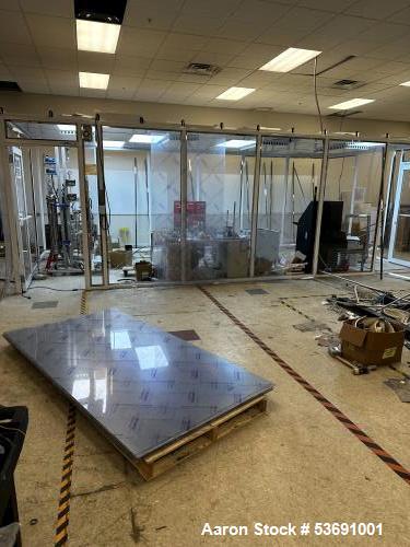 Terra Universal Lab Clean room, 12' W x 24' L x 8' H in size, features 6 heppa filters strong enough to - Image 5