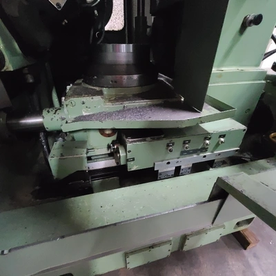 WMW #ZFWZ-250/4, gear hobber, 10" dia., 4 NDP, 5.75" hob diameter, 2-cut, crowning, excellent, 1984 - Image 6