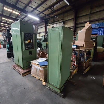 WMW #ZFWZ-250/4, gear hobber, 10" dia., 4 NDP, 5.75" hob diameter, 2-cut, crowning, excellent, 1984 - Image 10