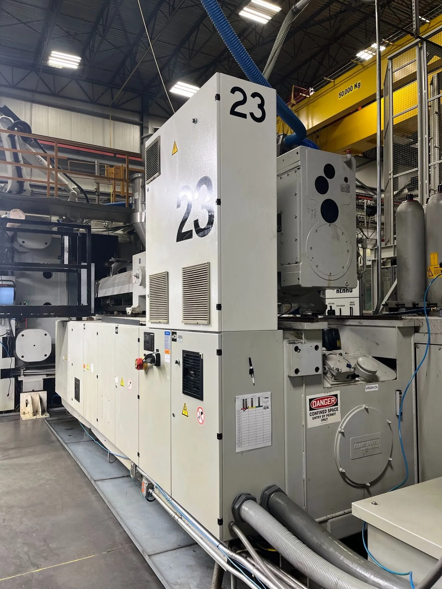 2000 Ton, 264 oz., Krauss Maffei #2000-12000MX, 72.83" x 63" tie bar spacing, 2004 - Image 2