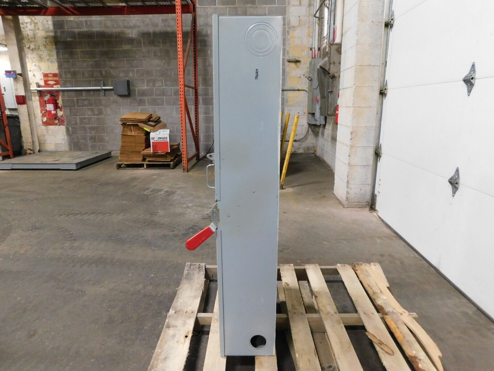 400 Amp. General Electric TG4325 MOD 7 safety switch, 100 HP, 240 VAC - Image 5