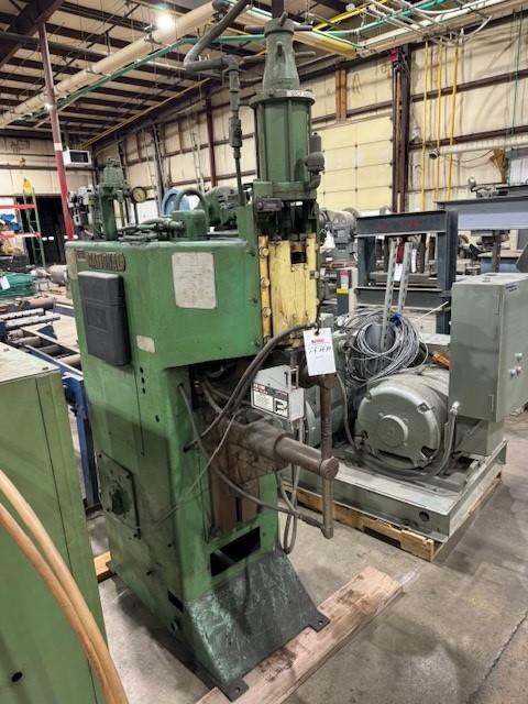 75 KVA National #X5380, Spot Welder, 220 V., Entron Control, 16" throat, X5380 - Image 1