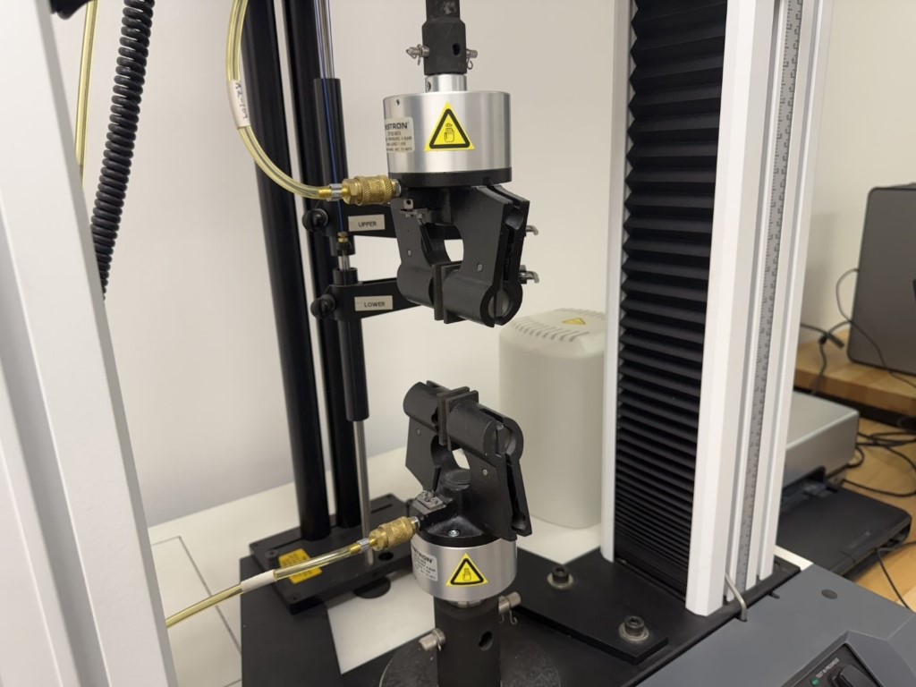 Instron #3366, table mounted materials testing system, 120 V. - Image 3