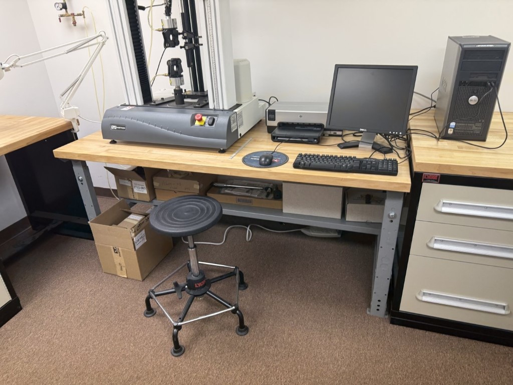 Instron #3366, table mounted materials testing system, 120 V. - Image 7