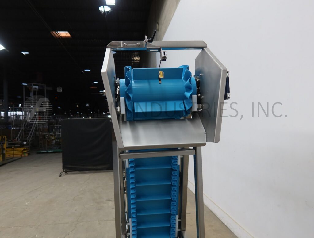 Ghazarian Welding Inc, incline/cleated feeder, 18" x 110" food grade conveyor belt, 3" cleat height, 30" L @ - Image 3