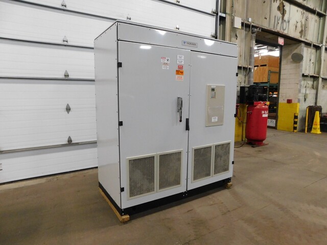 900 HP Yaskawa, G544600CB, Vector VFD drive, 1200 FLA, 480 VAC, 3 phase - Image 2