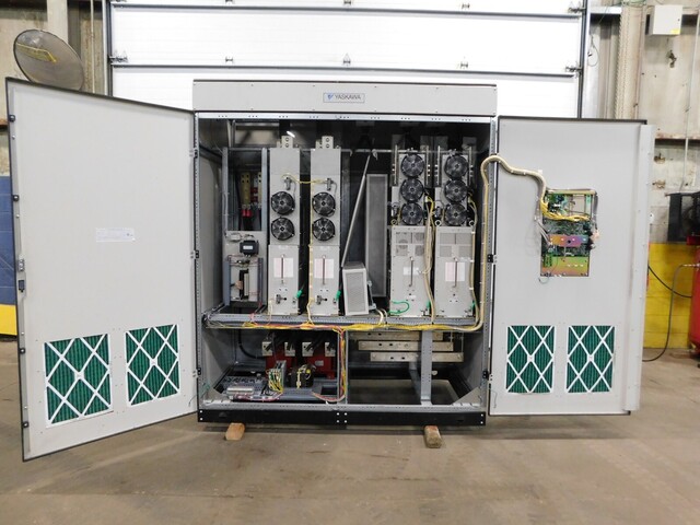 600 HP Yaskawa, G5U4600, Vector VFD drive, 1200 FLA, 480 VAC, 3 phase - Image 9