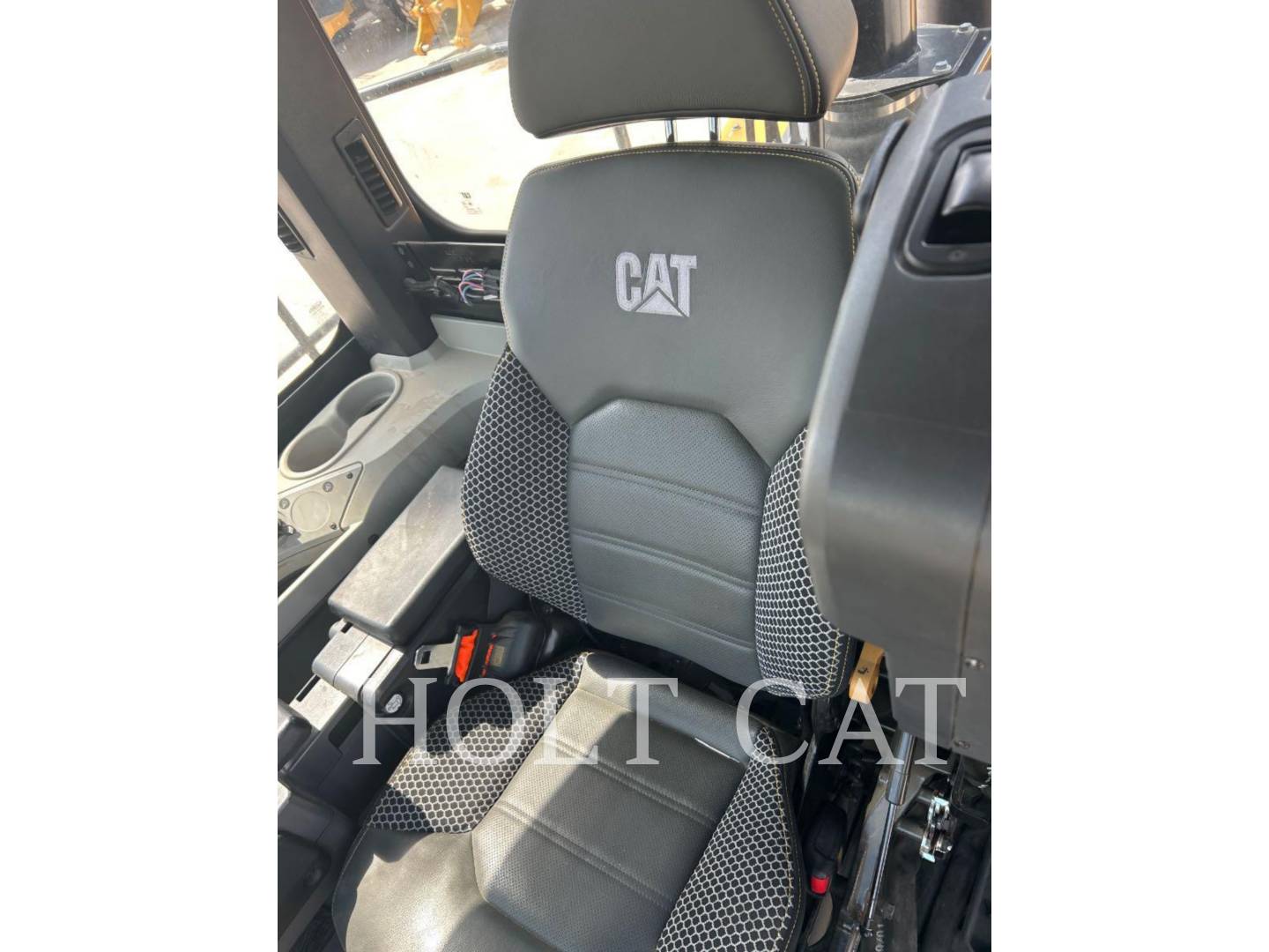 Caterpillar 815, Compactor, 44 hours, S/N: J5T00232, 2024 - Image 7