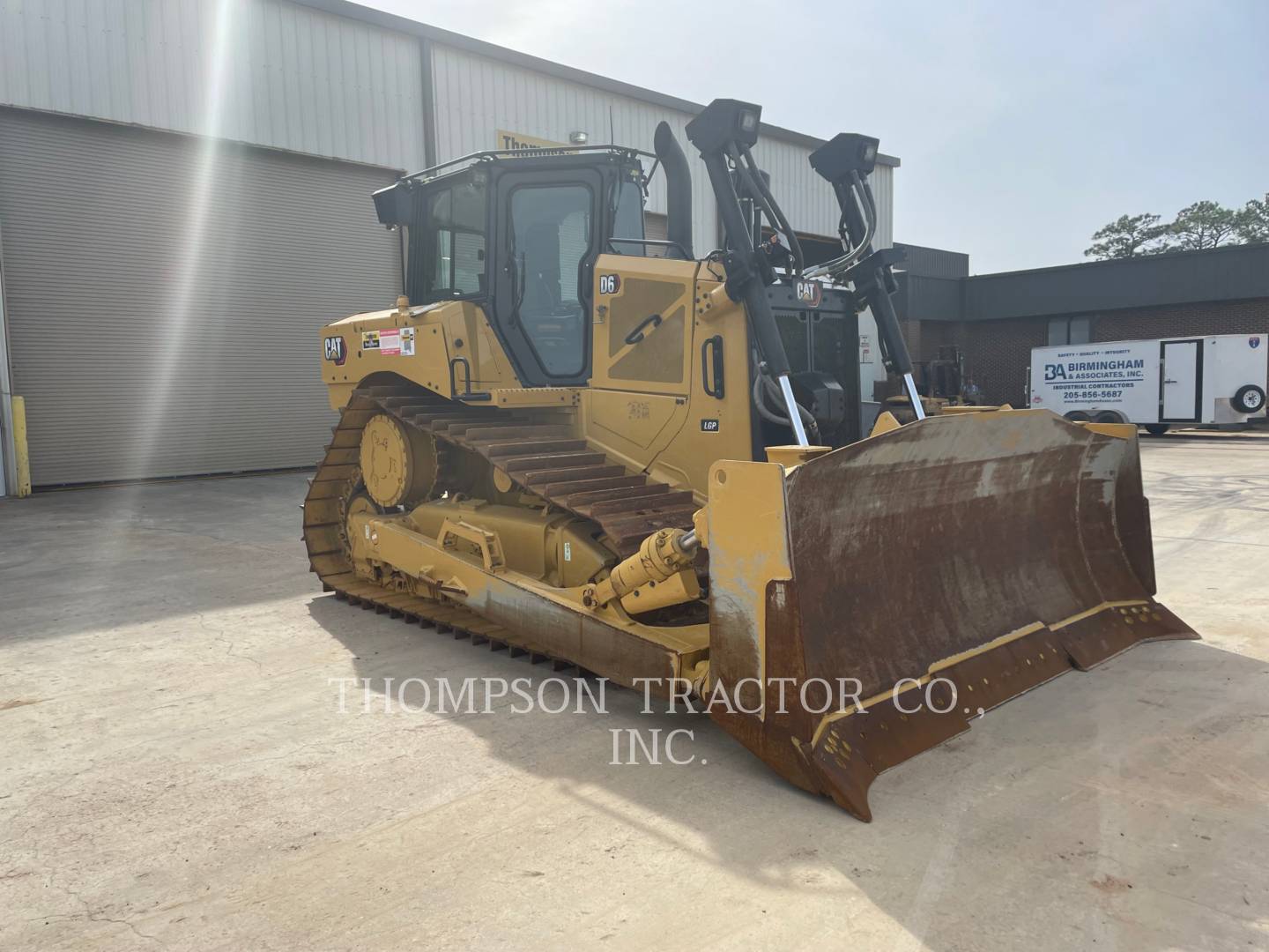 Caterpillar D6, Crawler Dozer, 2134 hours, S/N: KMT01122, 2023 - Image 1