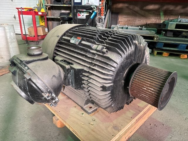 75 HP 900 RPM Reliance, Frame 444T, TEFC BB EXP, 230/460 Volts - Image 2
