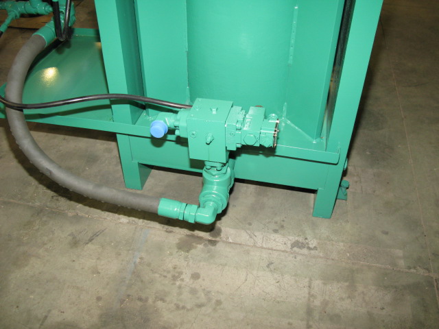 230 Ton, 24" x 24", up-acting, slab-side, 33" daylight, 20" stroke, some valves, 86" tall, #1996 - Image 4