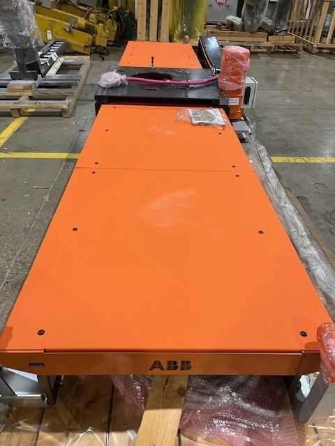 ABB #IRBT-4004, Track Motion, RTU, 3.9 meter length, 1.9-19.9 m per 1 m step, 2013 - Image 3