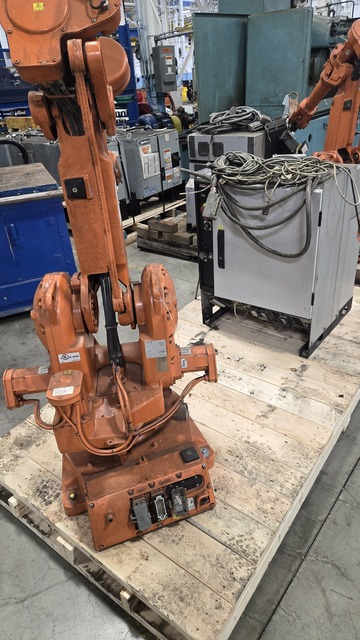 ABB, IRB 2400-M2004, Robot, 50-60 Hz, 5 Amps, 600 V, 2011 - Image 2