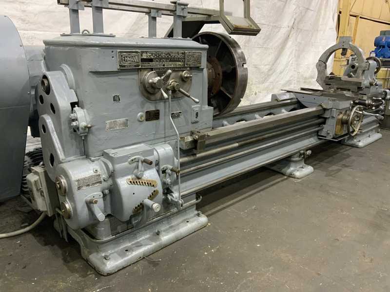 38" x 132" Lehmann, engine lathe, 4-jaw 30" chuck, 20 HP, coolant with chip pans, taper attachment - Image 2
