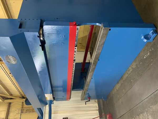 200 Ton, Atlantic #HDE200-12, hydraulic press brake, 12' overall, 124" between housing, 7.8" stroke, 11.8" - Image 2