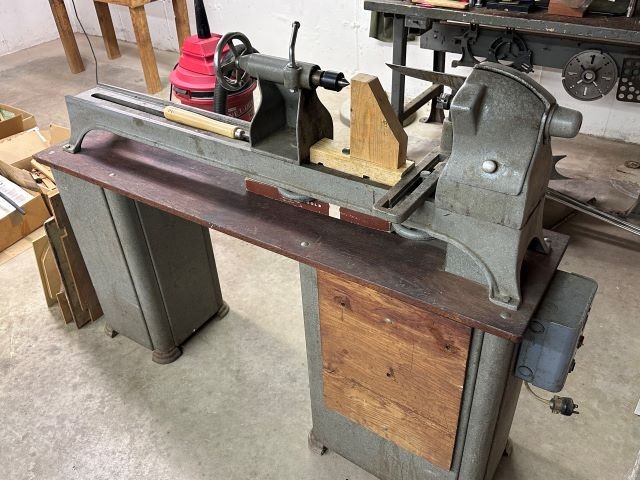 17" x 42" YATES-AMERICAN, on a 6x2x3' bench. Engineers hobby machine.3/4hp. Wired 110. 12" adjustable tool - Image 4
