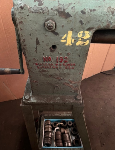 18 gauge Niagara #192 Beader-Geared, 13-3/4" throat, 2-13/16" roll diameter, 2" lgth, w/beading gage & rolls - Image 2