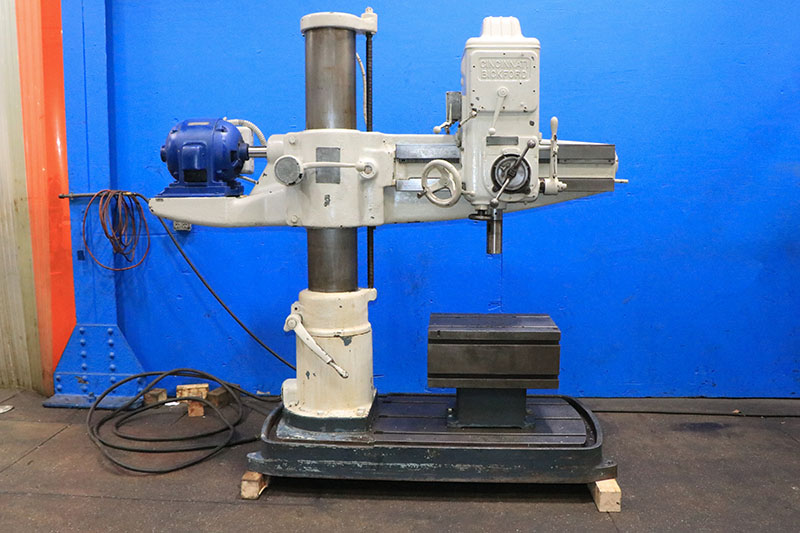 3' -9" Cincinnati Bickford #Super-Service, radial drill, 60-1200 RPM, power elevation - Image 1