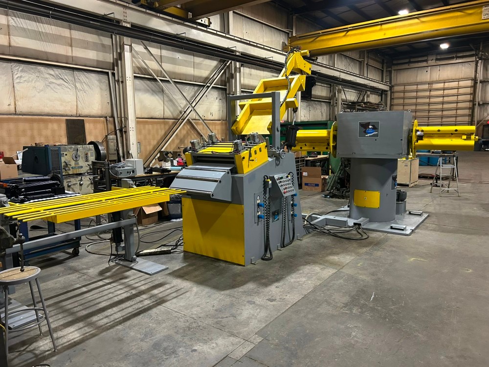 15000 Lb. Coe Press Equipment, coil servo feed line, 30" W x .090", certified reconditioned - Image 1