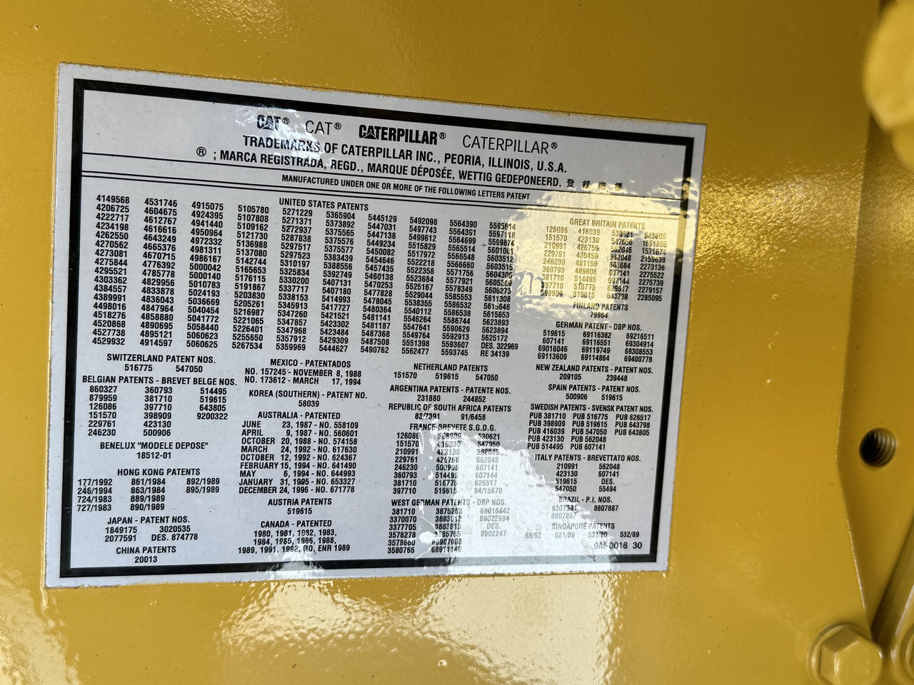 Caterpillar #3512B, industrial engine take out of generator set, 750 hours, 2000 - Image 9