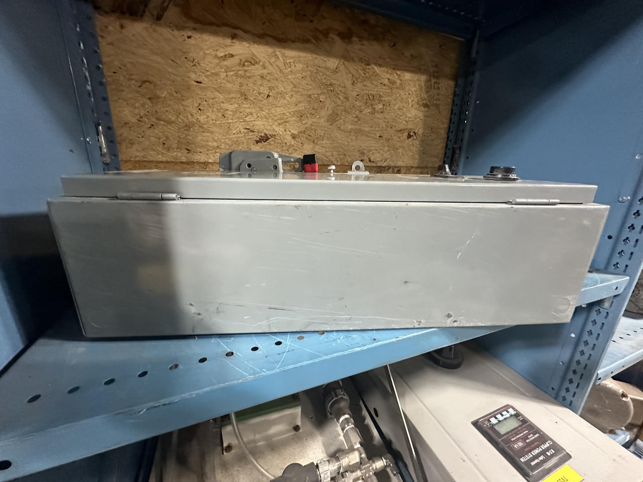 30 Amp. Square D, fusible disconnect with motor starter contactor, 600 Volts, low hours - Image 3