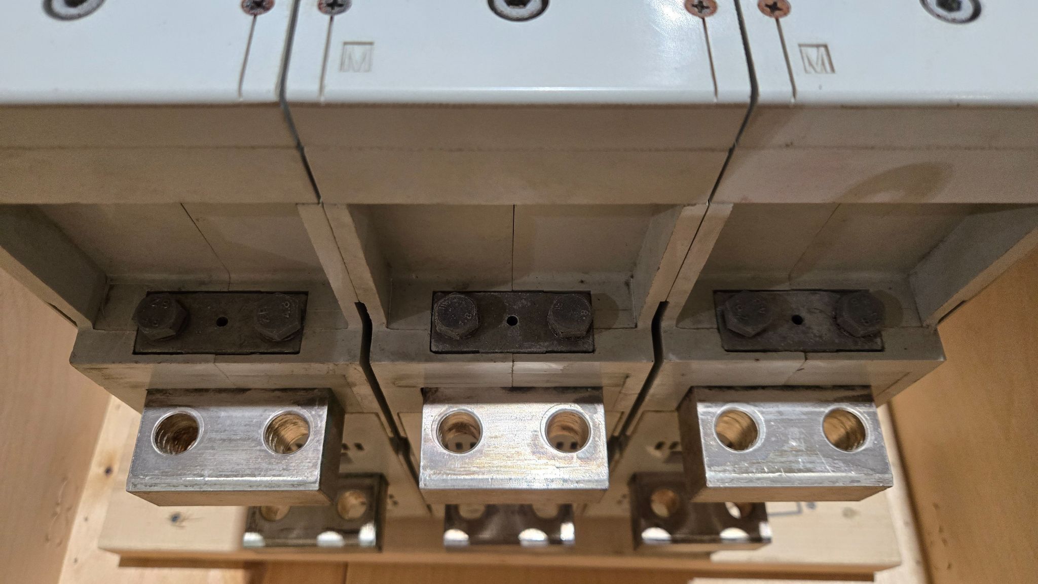 1600 Amps, ABB, SACE EMAX E2, circuit breaker - Image 2