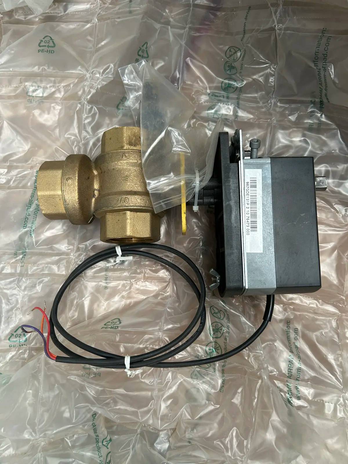 1-1/4" Bray #ST125-3-34DC24-44-TP, 3-Way Ball Valve - Image 3