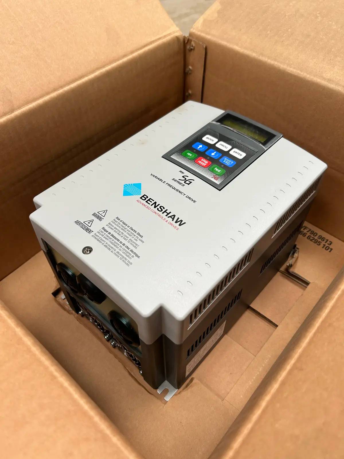 15 HP Benshaw, RSI-015-SG-4B, Variable Frequency Drive, 440-480 Volts, 3 phase, 25 A - Image 5