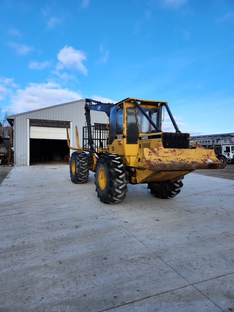 Fabtek #344B Forwarder, Brand New Rubber, 2000 Hrs On Refurbished Engine, 1998 - Image 4