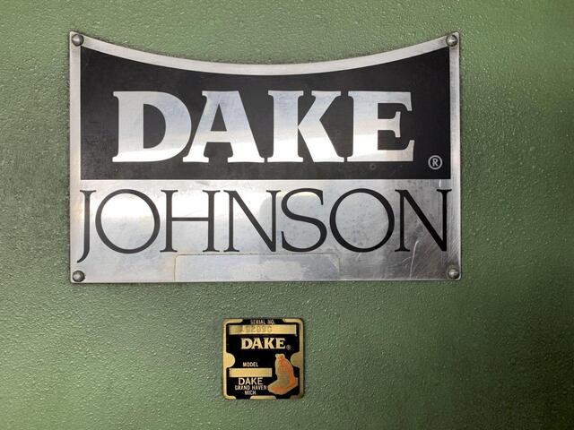 16" X 11" Dake #V-16, automatic vertical band saw, (2) 16-1/2" band wheels, 1991 - Image 3