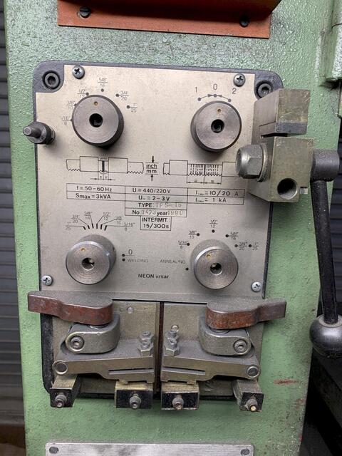 16" X 11" Dake #V-16, automatic vertical band saw, (2) 16-1/2" band wheels, 1991 - Image 4