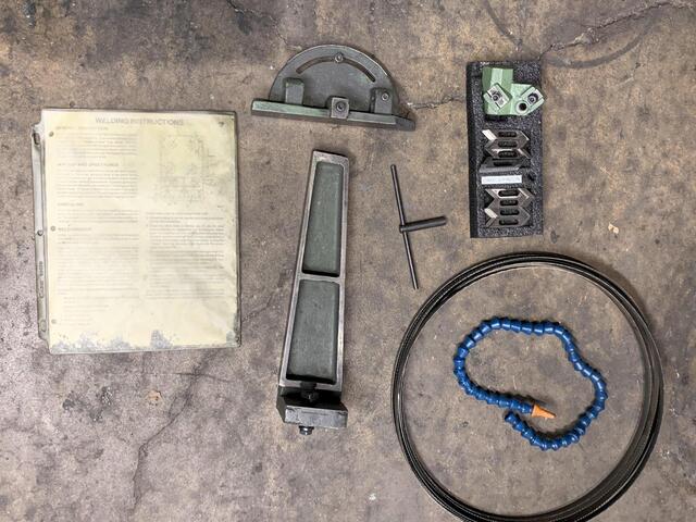 16" X 11" Dake #V-16, automatic vertical band saw, (2) 16-1/2" band wheels, 1991 - Image 6
