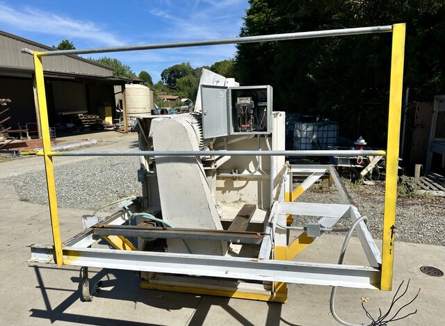 45 cu.ft. Marion #4020, Paddle Blender Batch Mixer, Carbon Steel, 20 HP w/ gear reducer, 10.5" x 10.5" center - Image 5