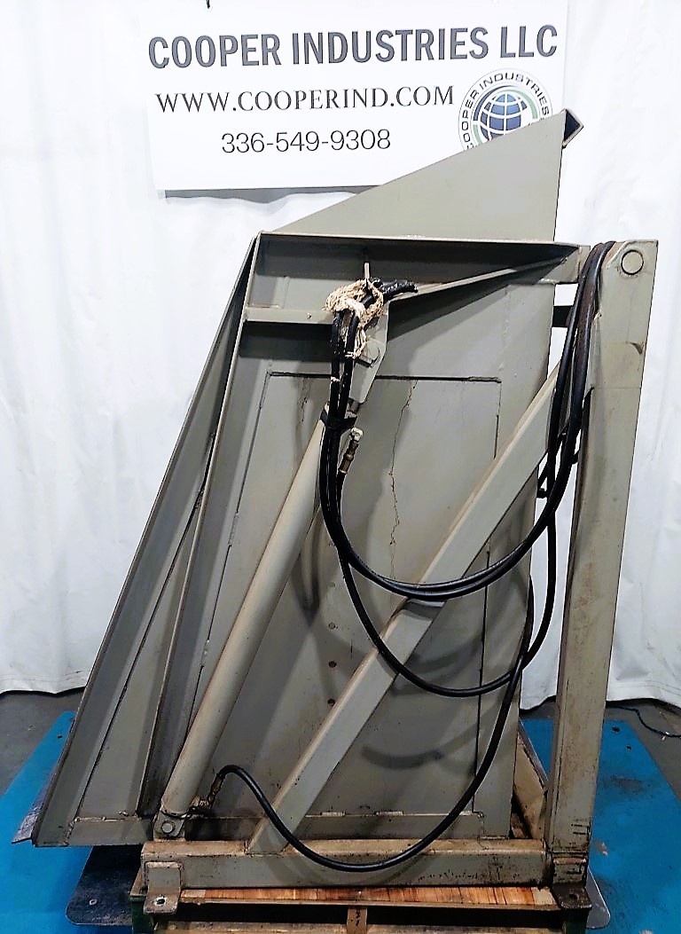 Tubar, box dumper, w/ pressure sense trigger mat, 39" width x 38" H x 48" L - Image 6