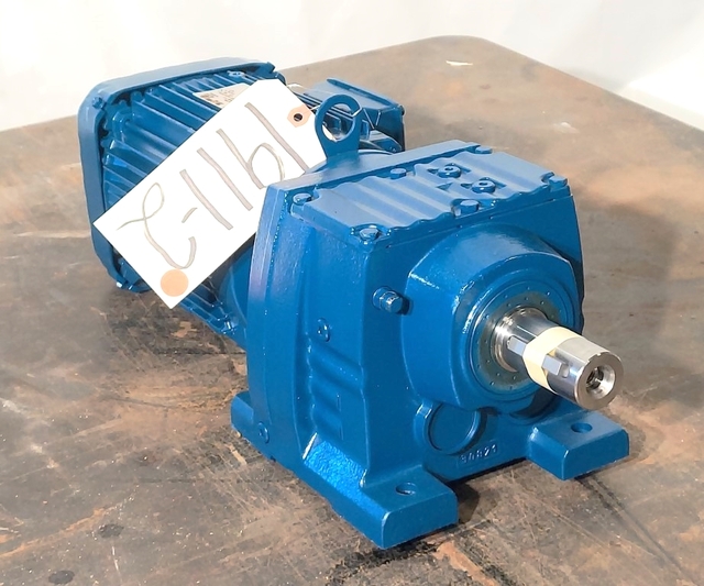 2 HP 1767/59 RPM Sew-Eurodrive, Inverter Duty w/Gearbox, 3 Phase, 60 Hz, 30.18:1 Ratio, 6/3 Amps, 230/460 V - Image 3
