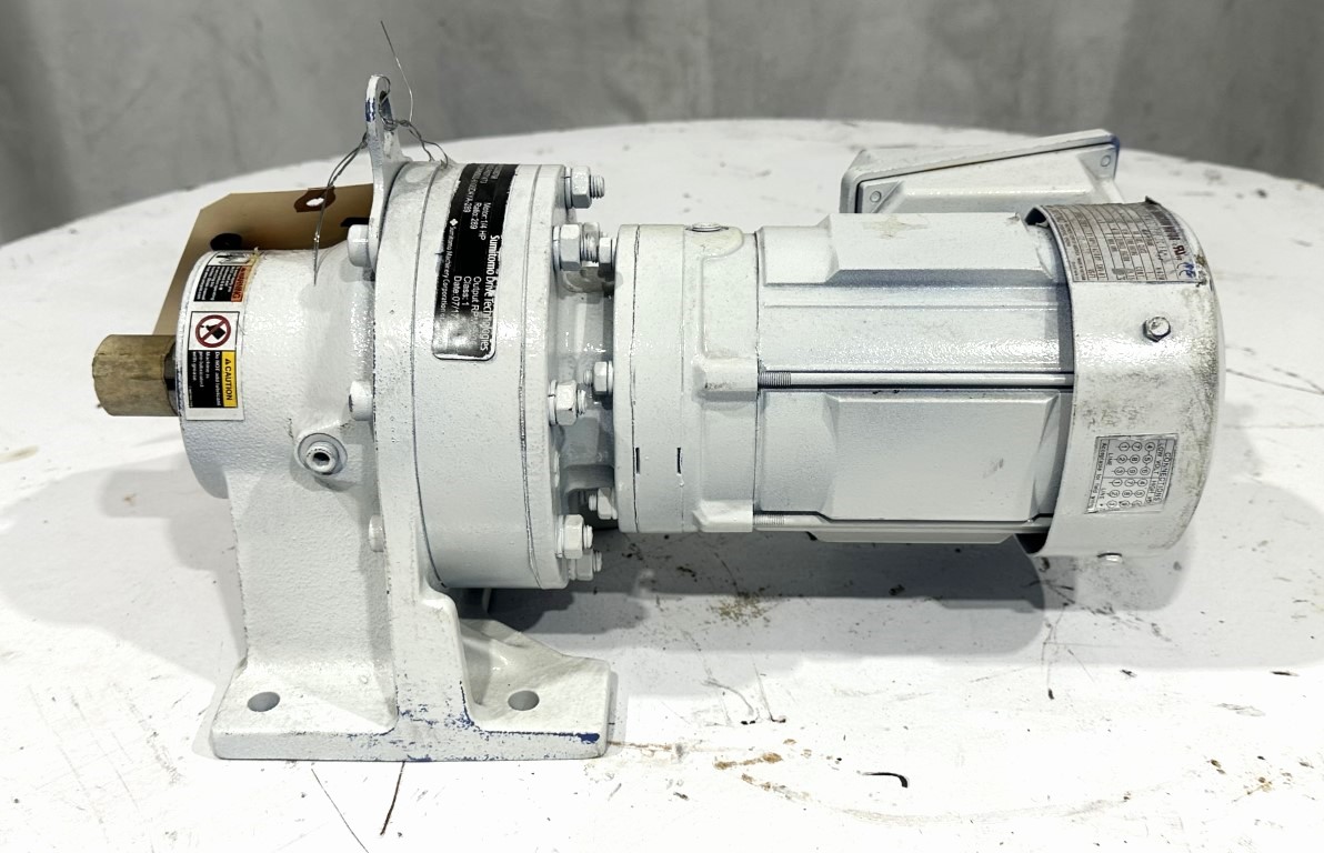 .25 HP 1730 RPM Sumitomo #CNHMS02-6105DAYA-289, Inline Gear Motor Reducer, 289:1 Ratio, 3 Phase, 6.06 Out - Image 1