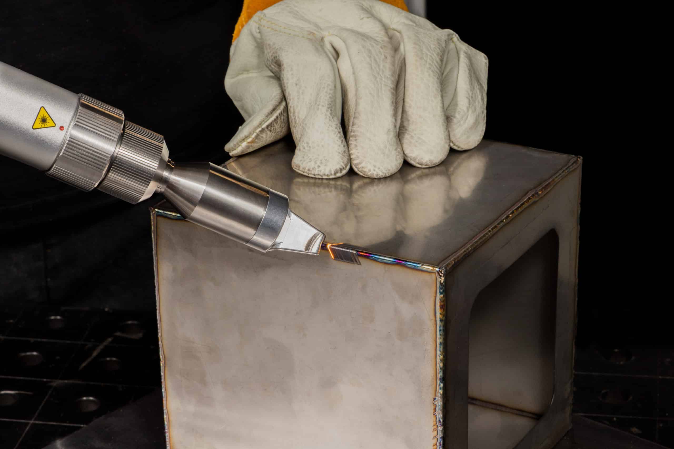 IPG Photonics #LIGHTWELD-1500, handheld laser welding - Image 10