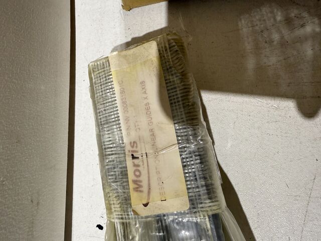 Morris #NV-000831601C, linear guide X-Axis, new no box - Image 4