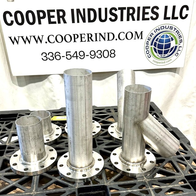 Stainless Weld on Pipe Fittings w/Stub Ends, 150 lb. Flange, 4" diameter, 4" Stubs, 6 Qty. - Image 4