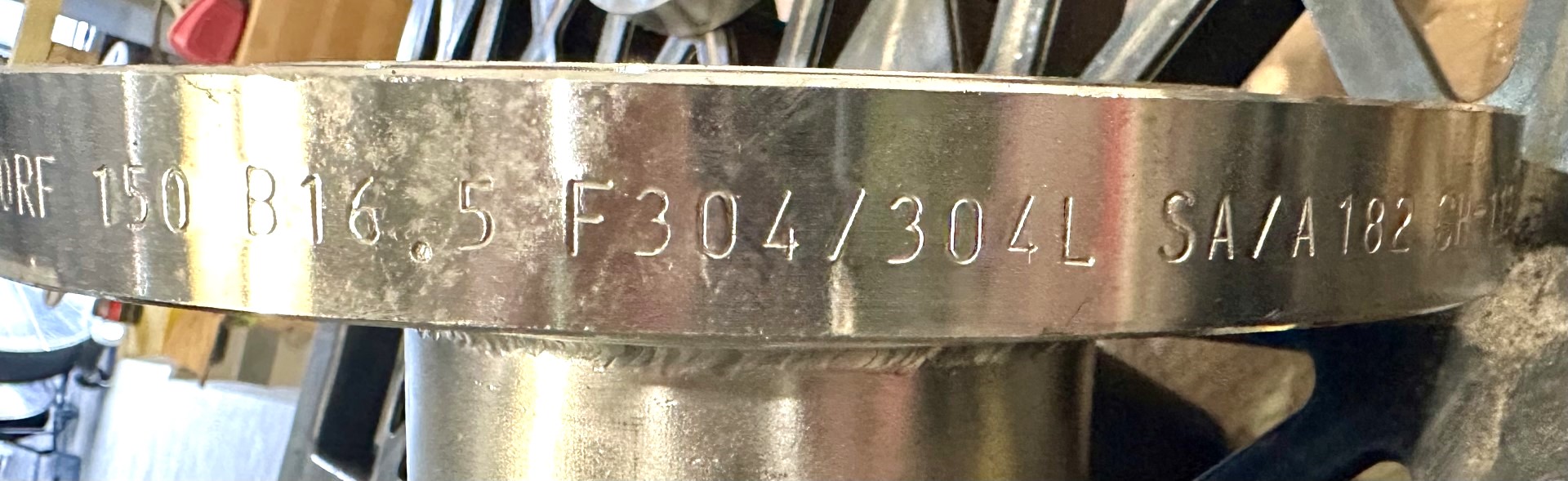 Stainless Weld on Pipe Fittings w/Stub Ends, 150 lb. Flange, 4" diameter, 4" Stubs, 6 Qty. - Image 10