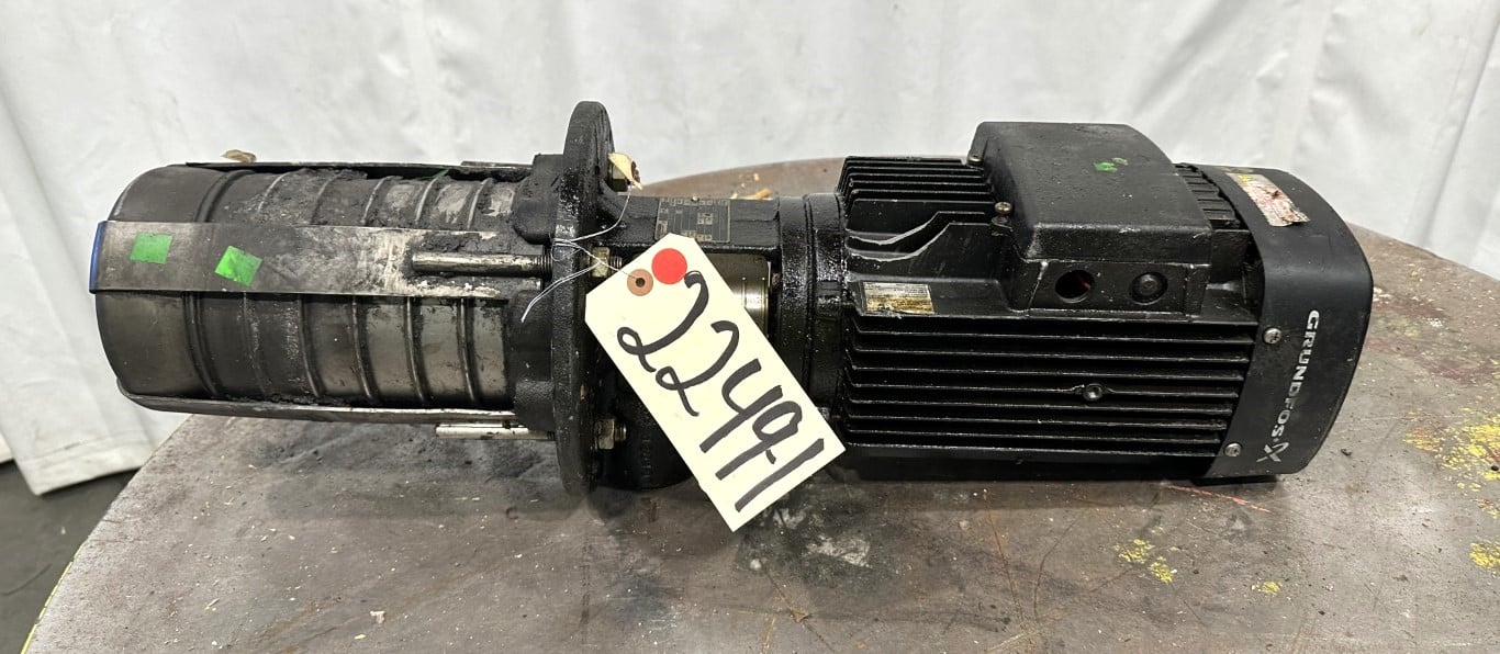 Grundfos #A98443654P11336, Pump w/Motor, 3 HP - Image 1