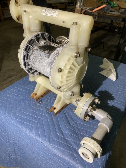 Warren Rupp Sandpiper, Plastic Diaphragm Pump - Image 7
