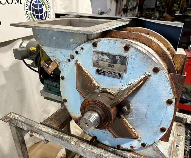 10" Young, Rotary Valve, Stainless Steel, Side Entry Design, 10" x 10" Inlet/Outlet, 1 HP, 208-230-460 V - Image 2