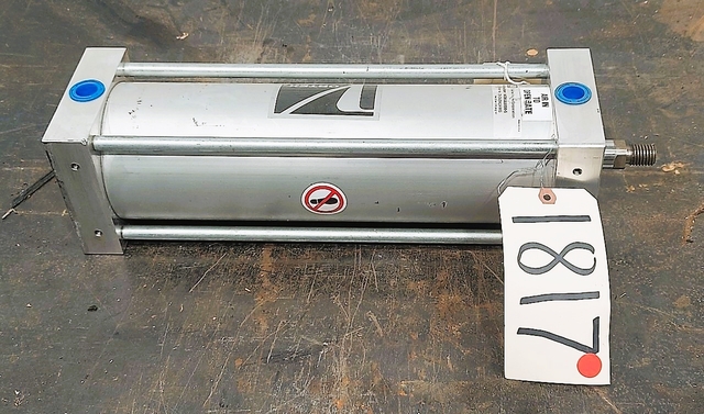 Salina Vortex #DVC4.5X13-MG, Air Cylinder, Never Used - Image 1
