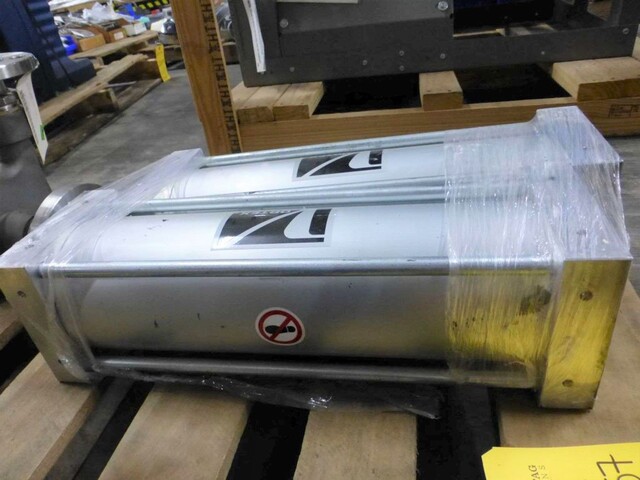 Salina Vortex #DVC4.5X13-MG, Air Cylinder, Never Used - Image 3