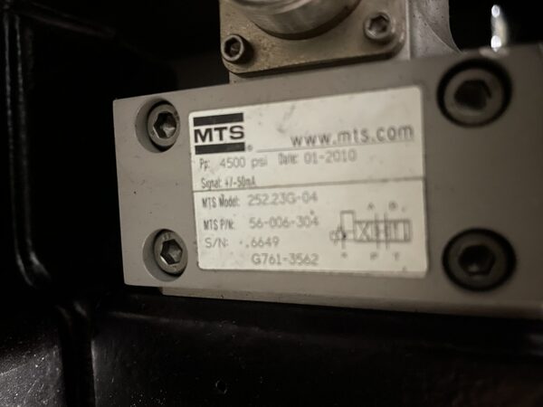 3.3 KIP (15kN), MTS #831.10, Elastomer fatigue test system, hydraulic crosshead lifts & locks w/ctrls - Image 5