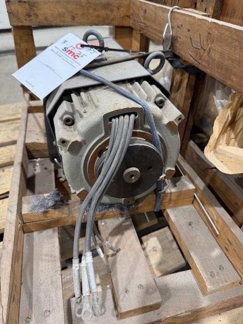 11 KW Mitsubishi #SJ-11AW-4M, AC Spdl Motor, 1500 RPM, 200 Volts, 68 Amps, forced air cooling, IP54 - Image 3