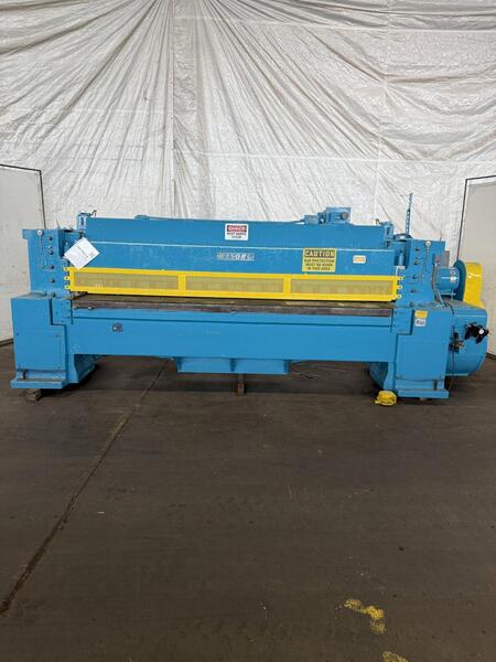 1/2" x 10' Wysong #1050, Mechanical Shear, 18" hold downs, 20 HP, 40 SPM, 124" blade - Image 2