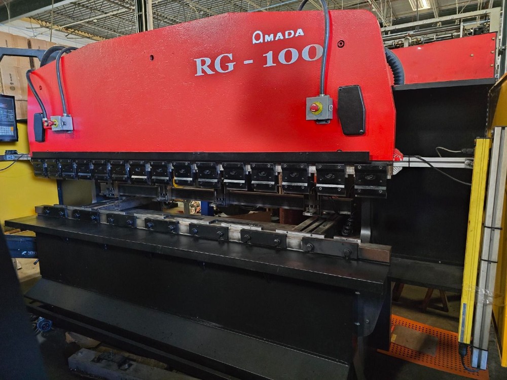110 Ton, Amada #RG-100-30, 3-Axis, Amada NC9EXII control, 10.2'OA, 100.39" between housing, 2000 - Image 1