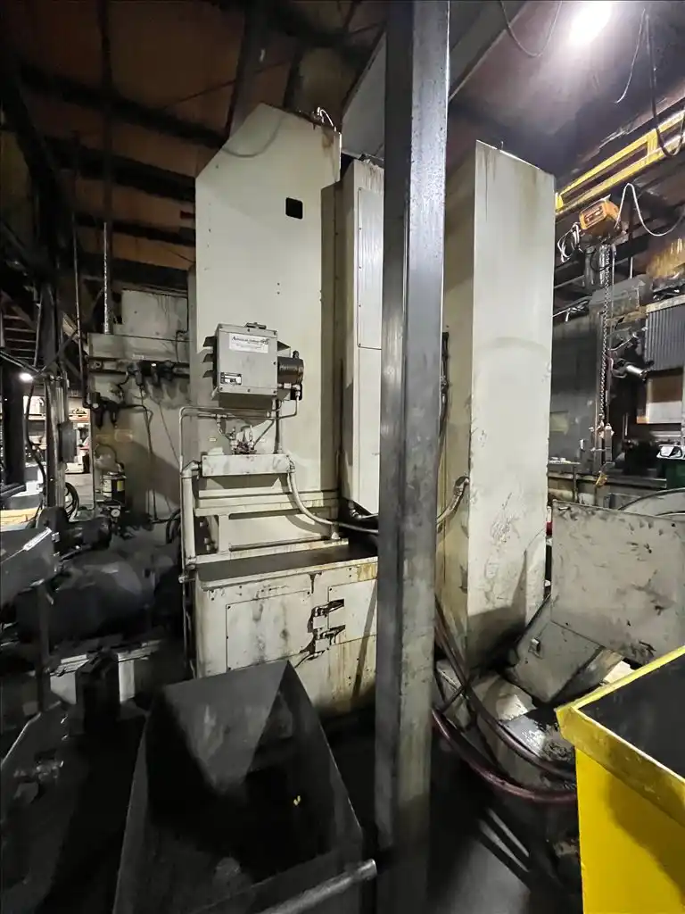 Motch & Merryweather #135VNC, CNC vertical turret lathe, GE Fanuc 18T, 30" chuck, 35" swing, chip conveyor - Image 10